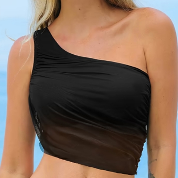 Cupshe Other - Cupshe Atlantis Asymmetrical Bikini Top Size Large